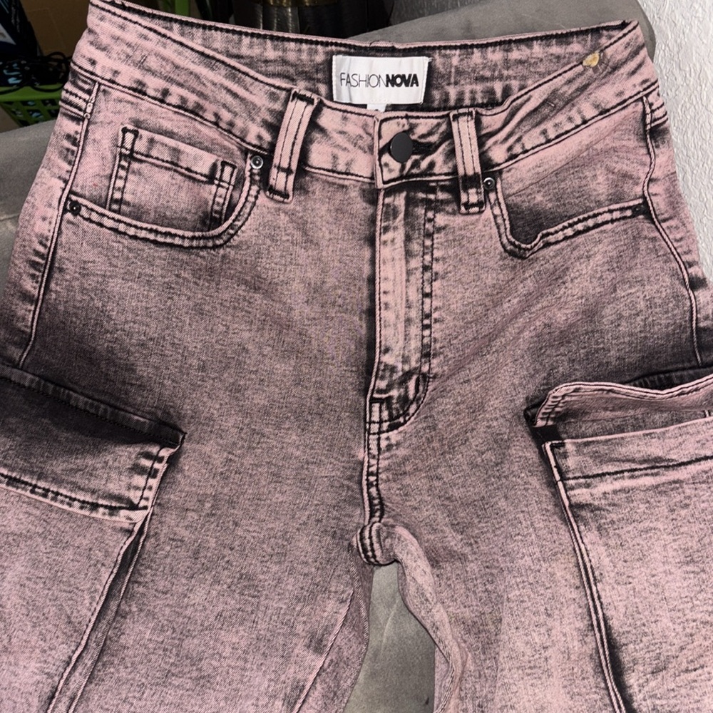 Fashionnova women’s distressed Pink Cargo Jeans - Picture 2 of 5